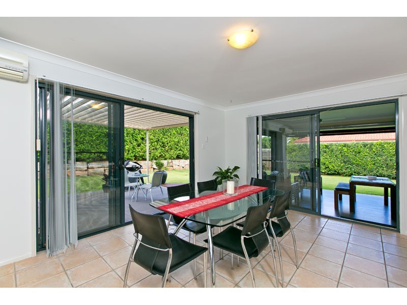 18 PLANTATION PLACE, Wellington Point QLD 4160