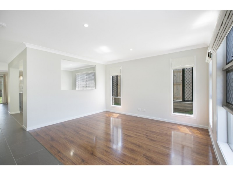 100 Spurs Drive, Wellington Point QLD 4160