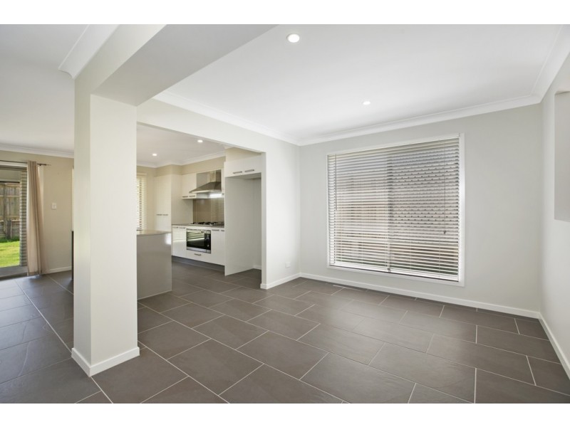 100 Spurs Drive, Wellington Point QLD 4160