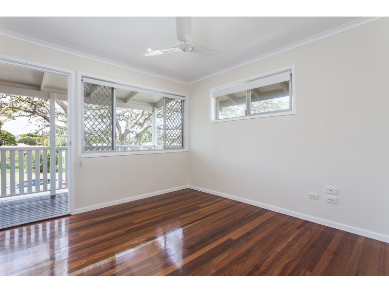 21 Warner Street, Wellington Point QLD 4160