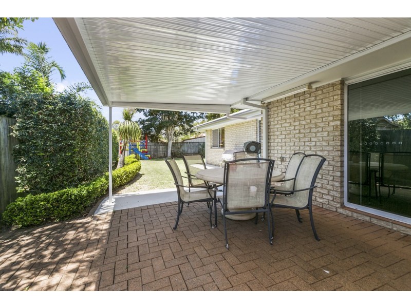 17 Carinyan Drive, Birkdale QLD 4159