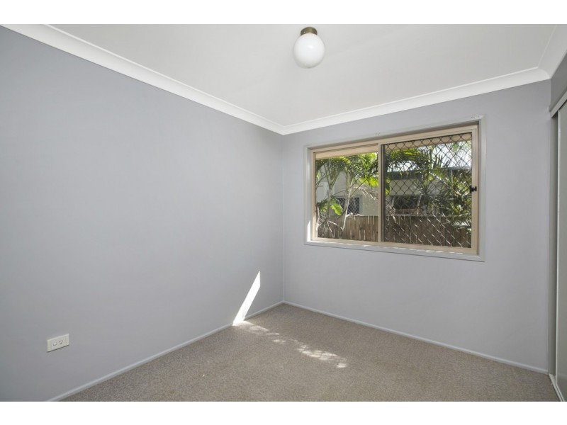 11 Thomas, Birkdale QLD 4159