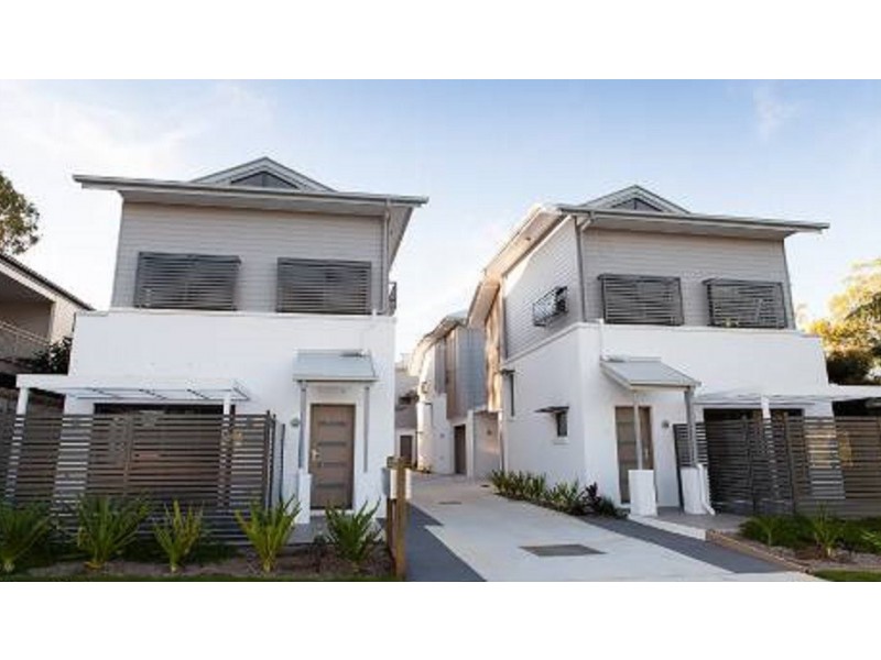 2/27 FREETH STREET EAST, Ormiston QLD 4160