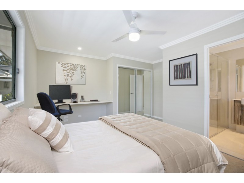2/27 FREETH STREET EAST, Ormiston QLD 4160