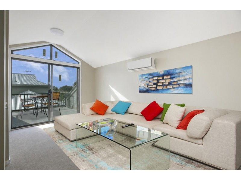 2/27 FREETH STREET EAST, Ormiston QLD 4160