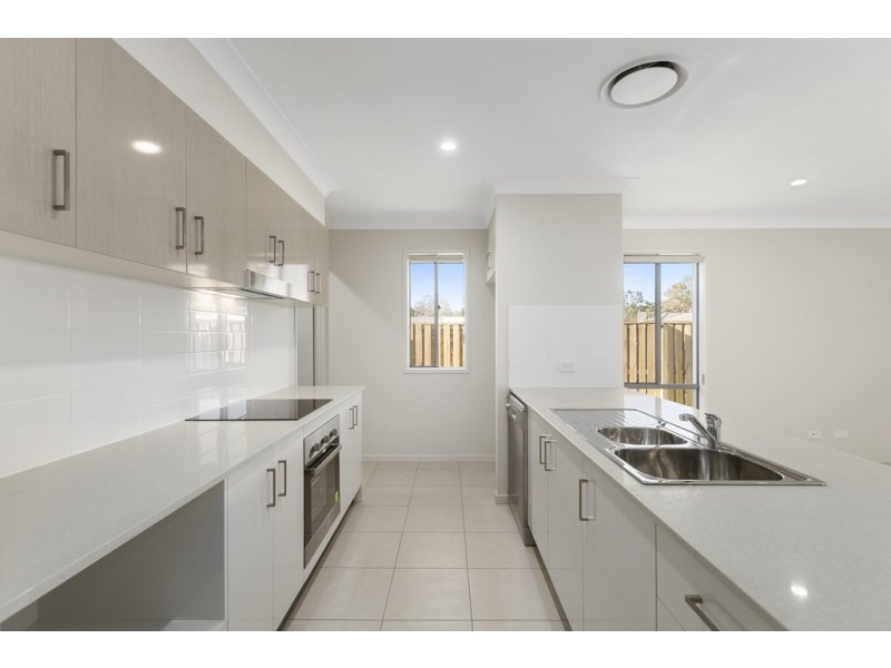 29 WATERLINE BOULEVARD, Thornlands QLD 4164