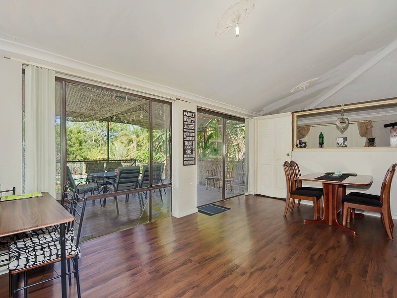 63 Connell Ave, Martin WA 6110