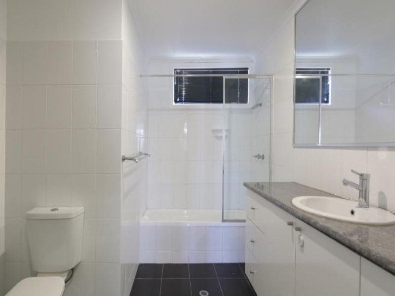 10 Dunmall Dr, Wandering WA 6308