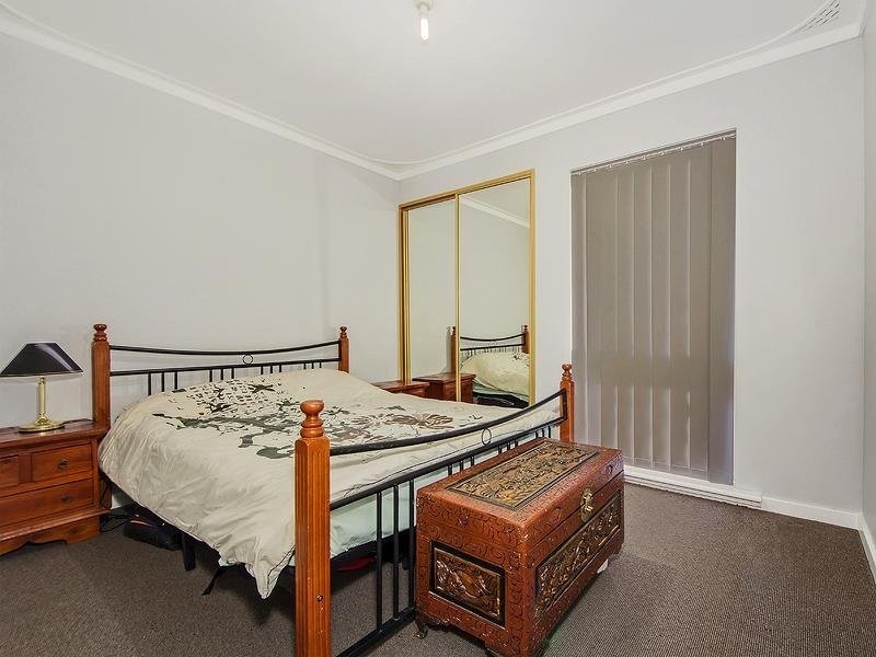 582 Henderson Rd, Hopeland WA 6125