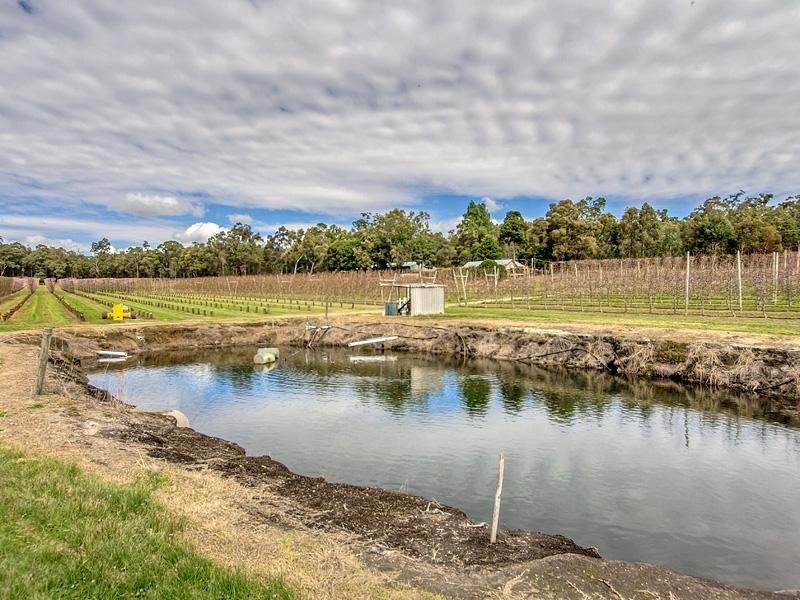 2264 Kingsbury Drive, Jarrahdale WA 6124