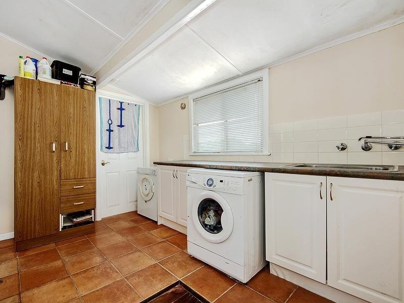 2264 Kingsbury Drive, Jarrahdale WA 6124