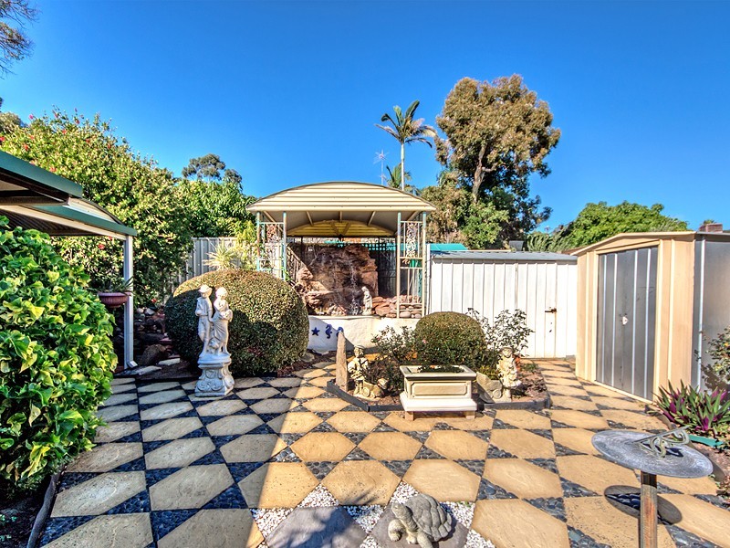 31 Onyx Road, Mount Richon WA 6112