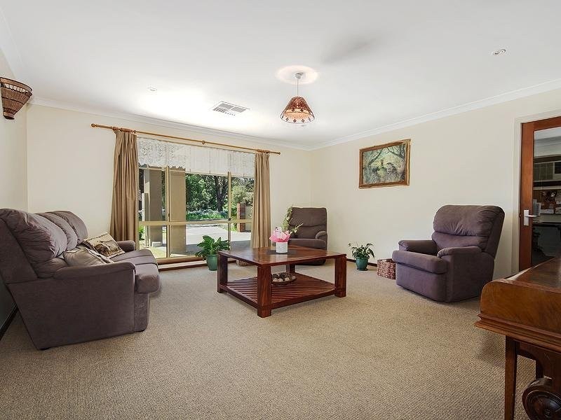 53 Walters Road, Byford WA 6122