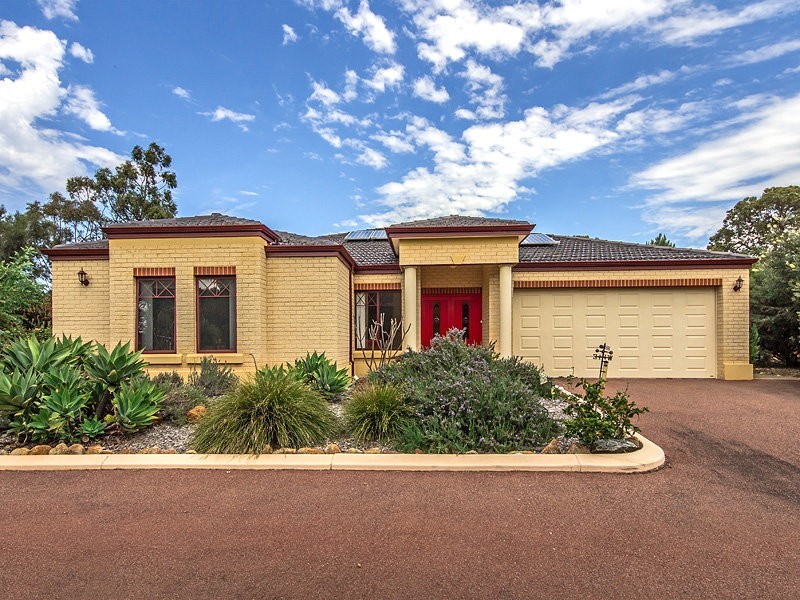 13 Egerton Drive, Serpentine WA 6125