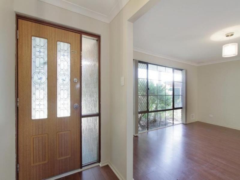 92 Brown Cr, Seville Grove WA 6112