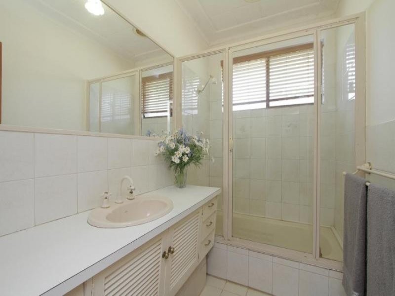 26 Hawkstone Road, Roleystone WA 6111