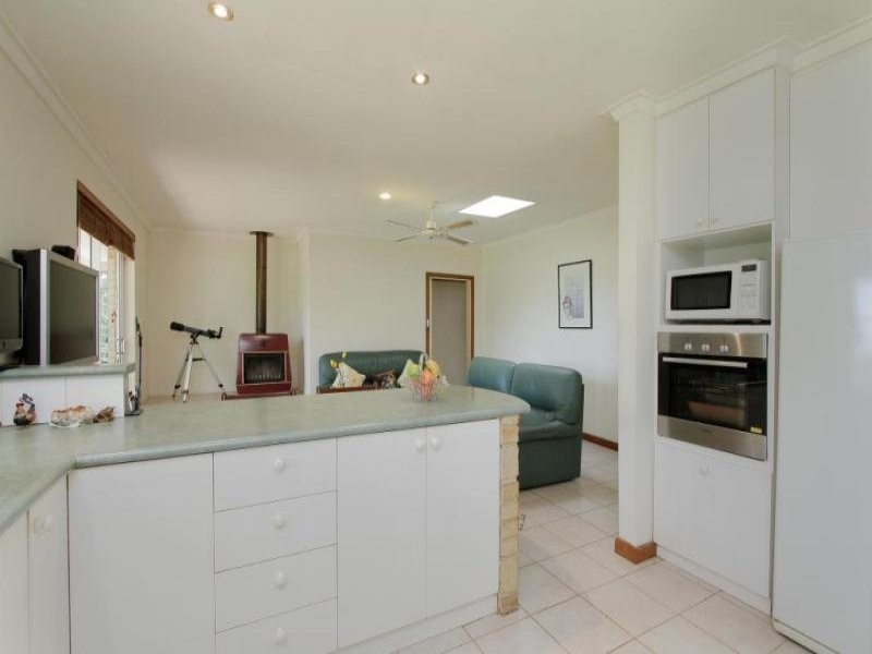 26 Hawkstone Road, Roleystone WA 6111