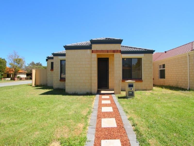 8/13 Devonshire Tce, Armadale WA 6112