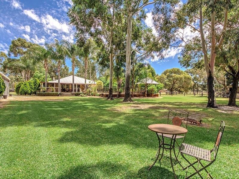 32 Windmill Avenue, Serpentine WA 6125