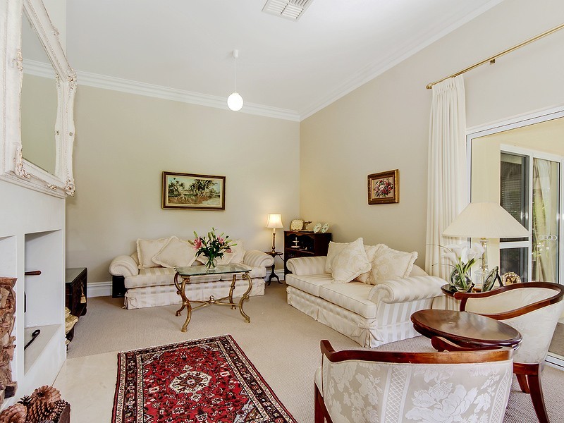 125 Connell Ave, Martin WA 6110