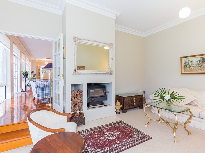 125 Connell Ave, Martin WA 6110