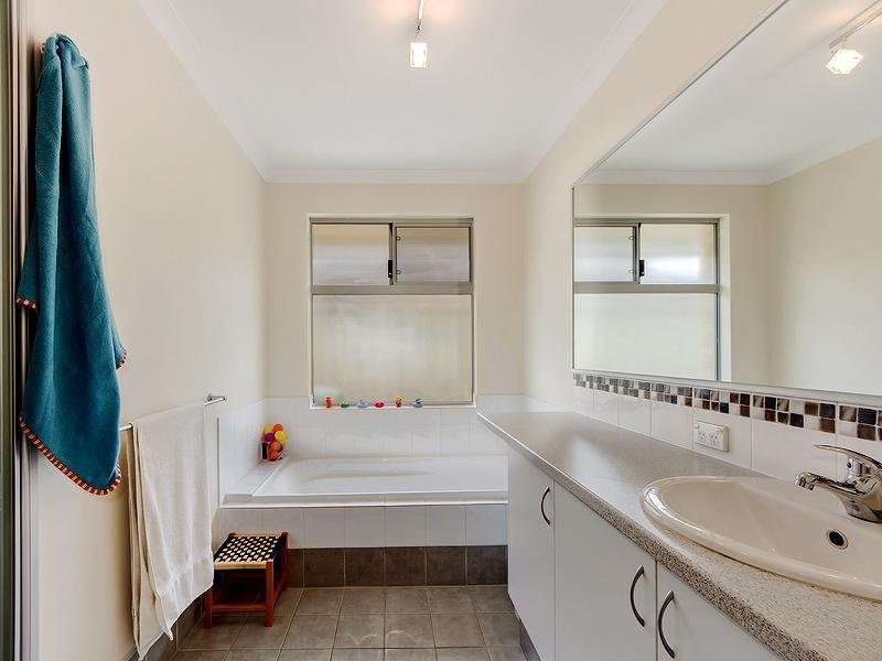 5 Rubery Way, Byford WA 6122