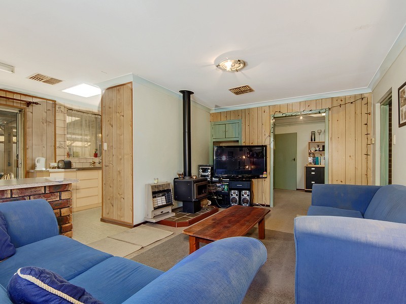 1 Ash Court, Armadale WA 6112