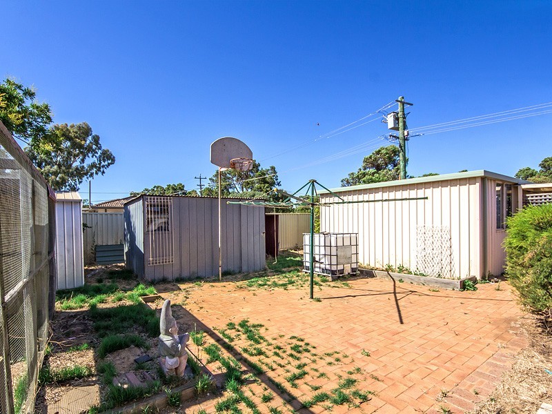 1 Ash Court, Armadale WA 6112