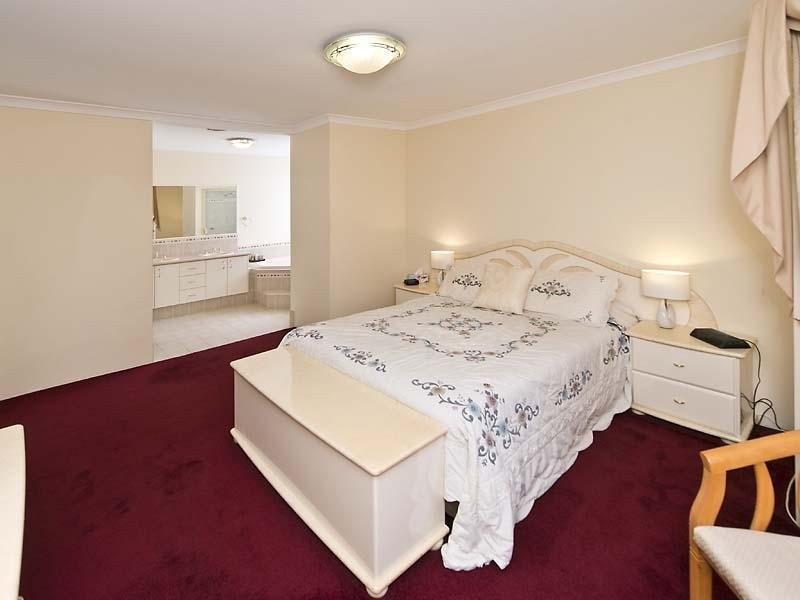 11 Hogan Place, Southern River WA 6110