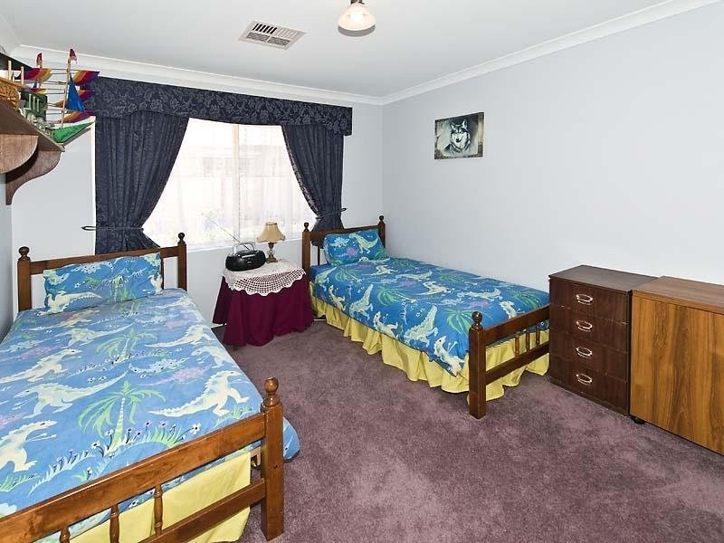 11 Hogan Place, Southern River WA 6110