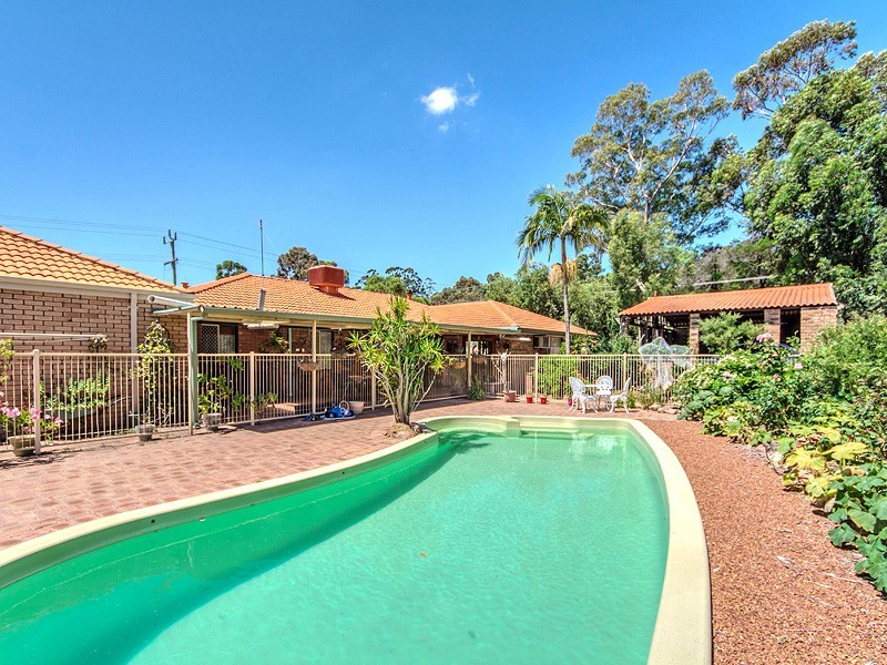 70 Linton Street, Byford WA 6122