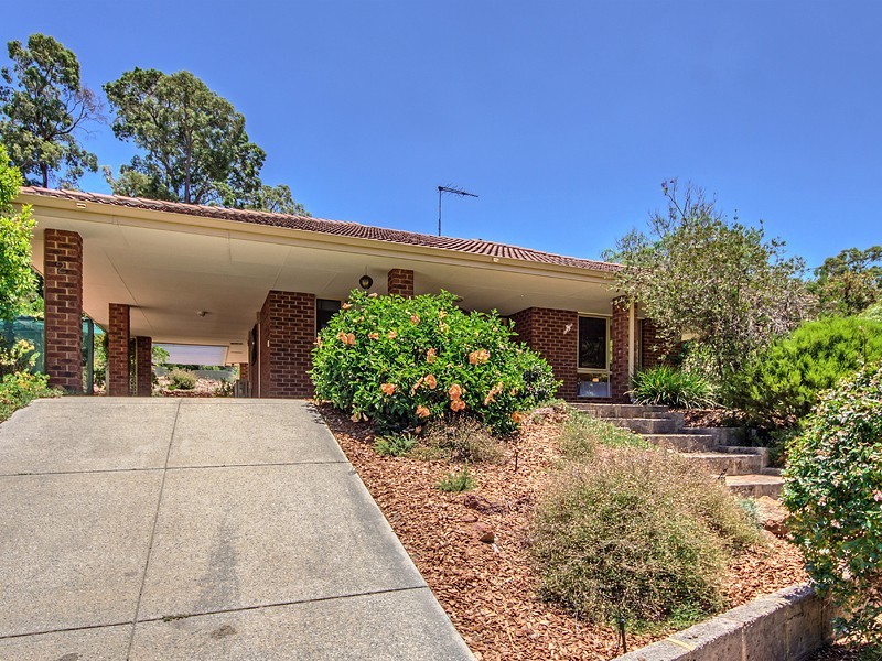 2 Harris Place, Jarrahdale WA 6124