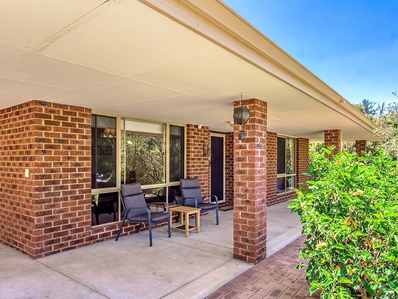 2 Harris Place, Jarrahdale WA 6124