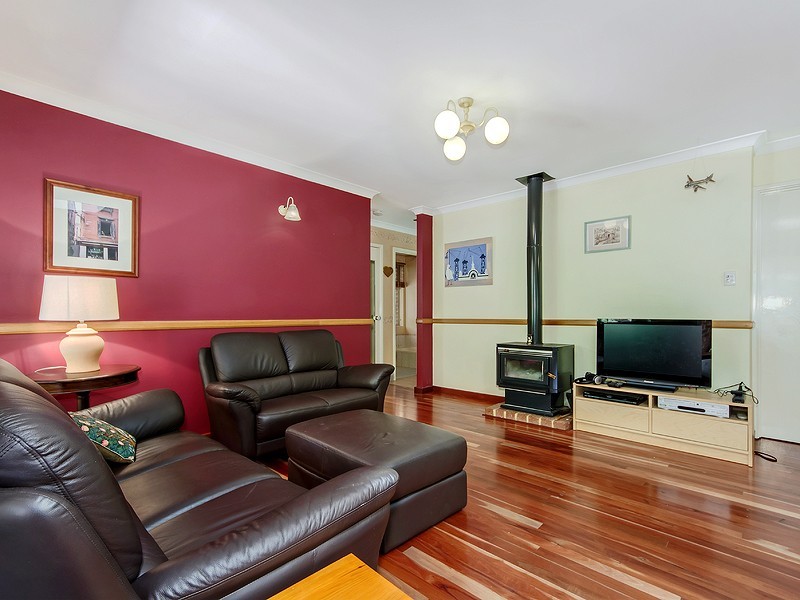 2 Harris Place, Jarrahdale WA 6124