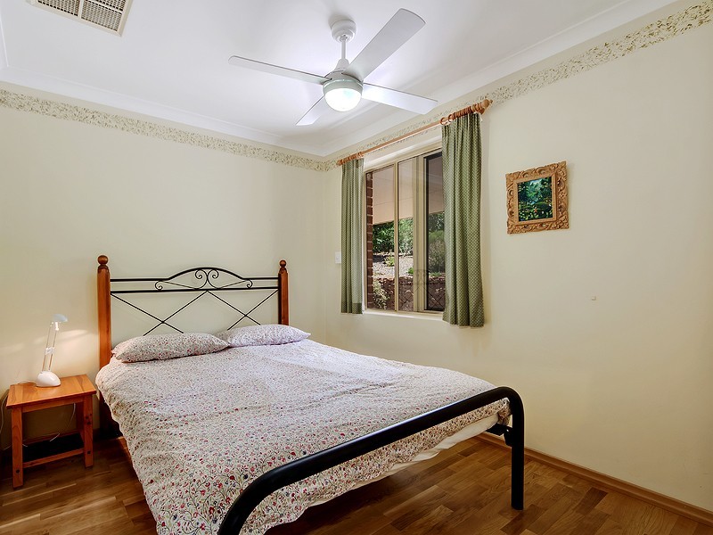 2 Harris Place, Jarrahdale WA 6124