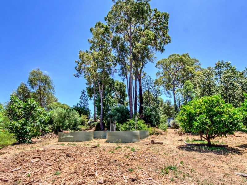 2 Harris Place, Jarrahdale WA 6124
