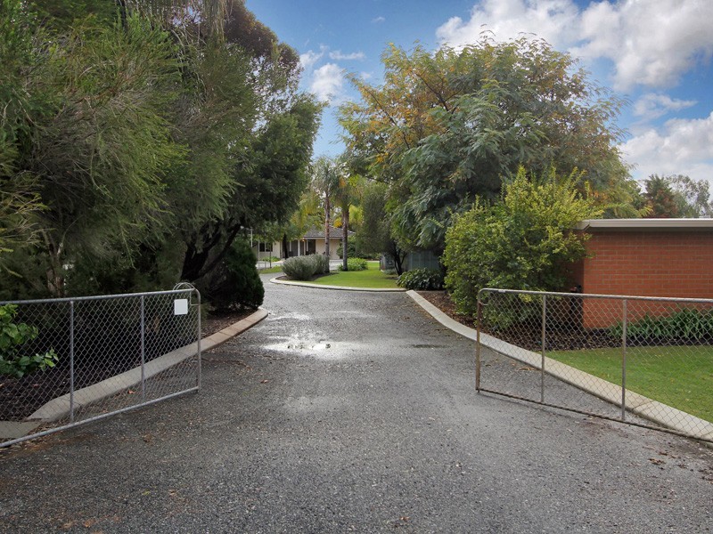 11 Passmore Street, Southern River WA 6110