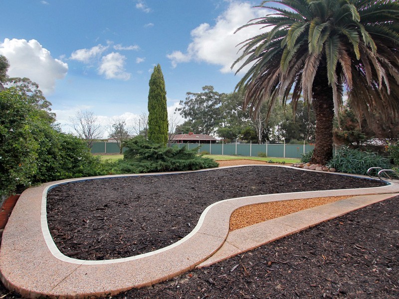 11 Passmore Street, Southern River WA 6110