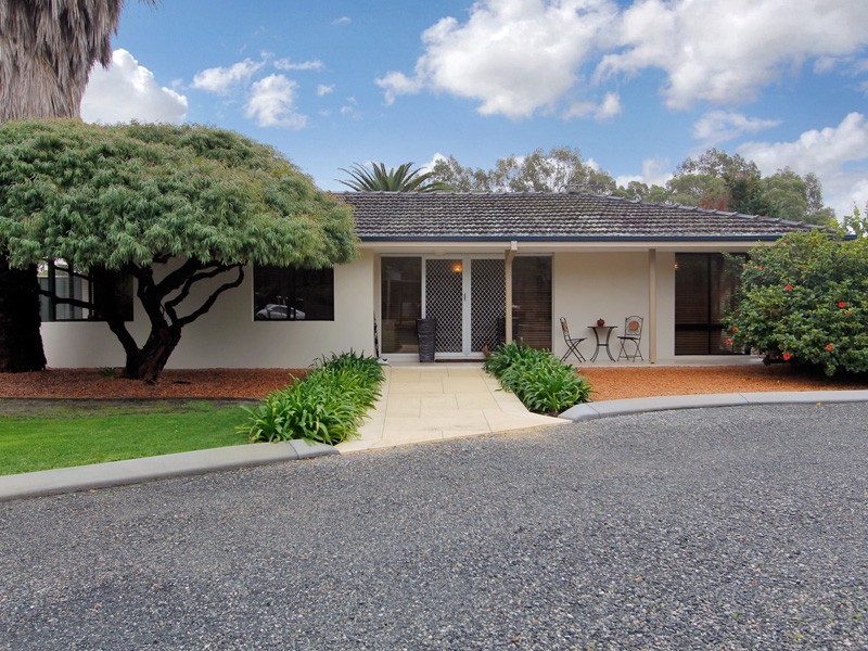 11 Passmore Street, Southern River WA 6110