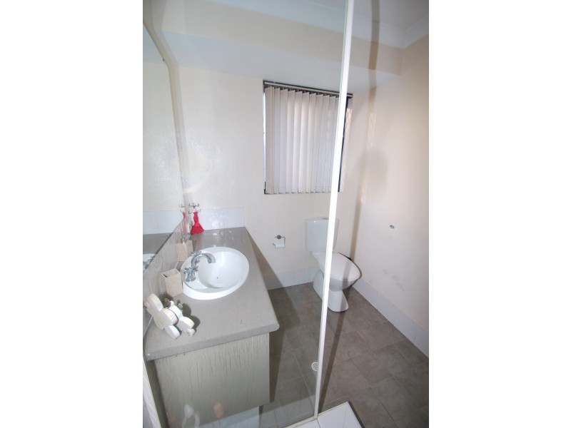 4/40 Dale, Armadale WA 6112