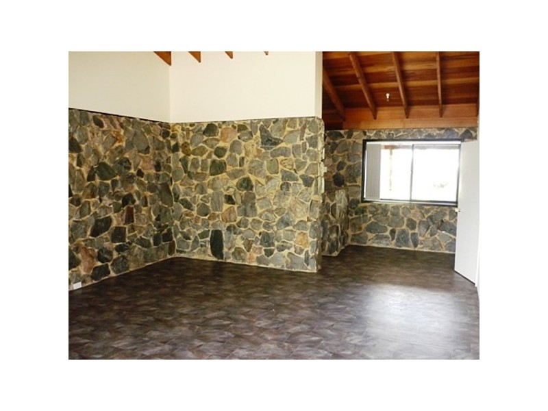 143 Casurina Rd, Oldbury WA 6121