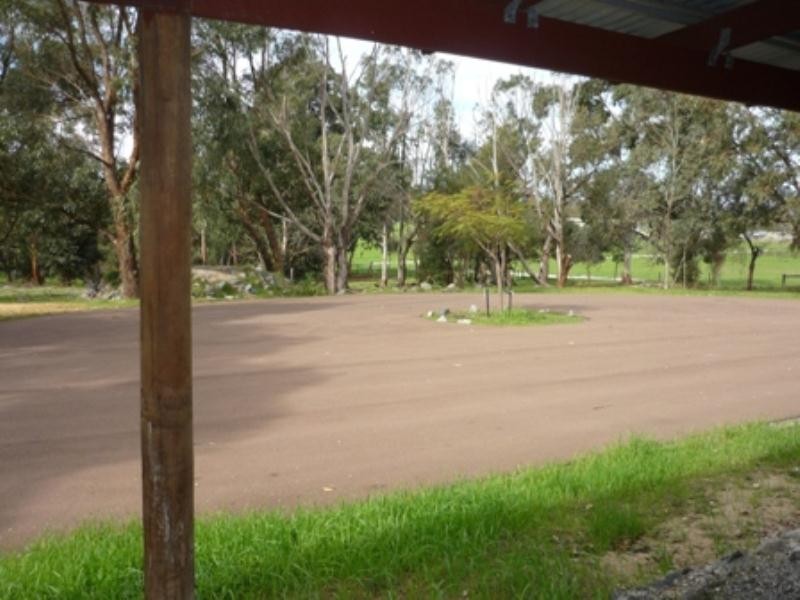 143 Casurina Rd, Oldbury WA 6121