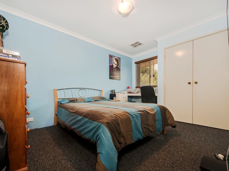 75 Spears Drive, Oakford WA 6121