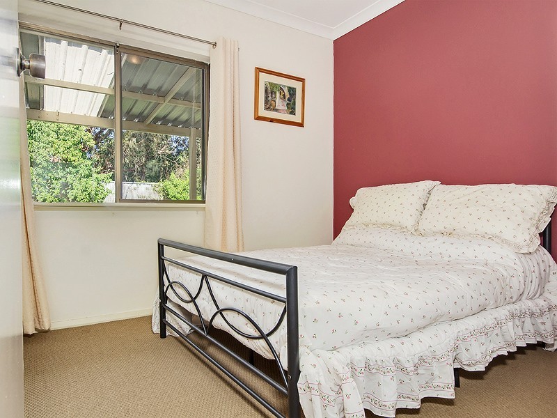 19 Bernborough way, Darling Downs WA 6122