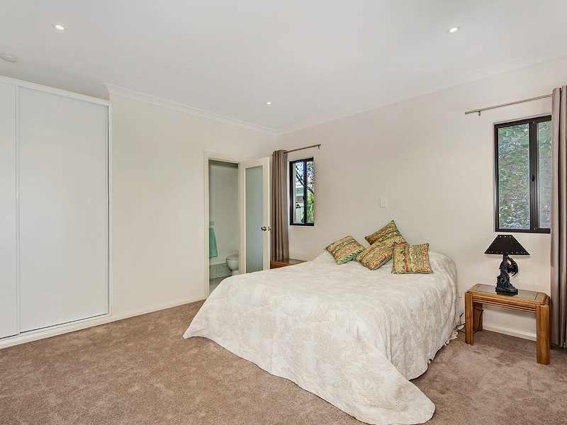 19 Bernborough way, Darling Downs WA 6122