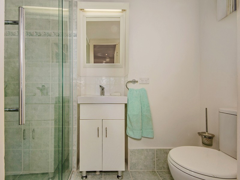 19 Bernborough way, Darling Downs WA 6122