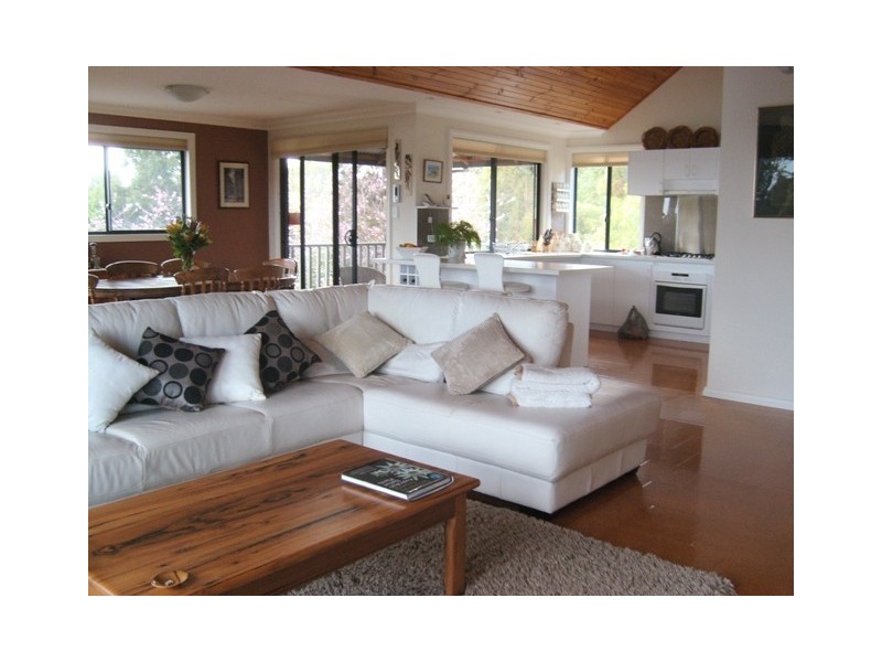 30 Powderbark Close, Jarrahdale WA 6124