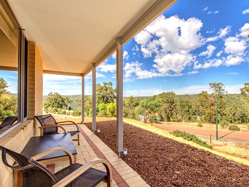 36 Coral Vine Loop, Jarrahdale WA 6124