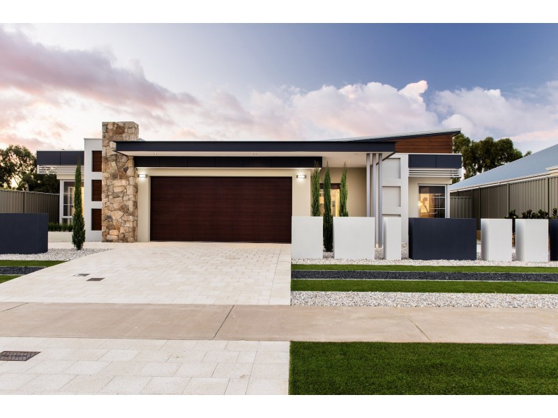 14 Hutchinson Blvd, Byford WA 6122