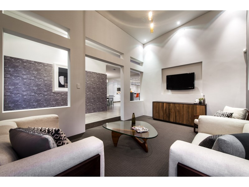14 Hutchinson Blvd, Byford WA 6122